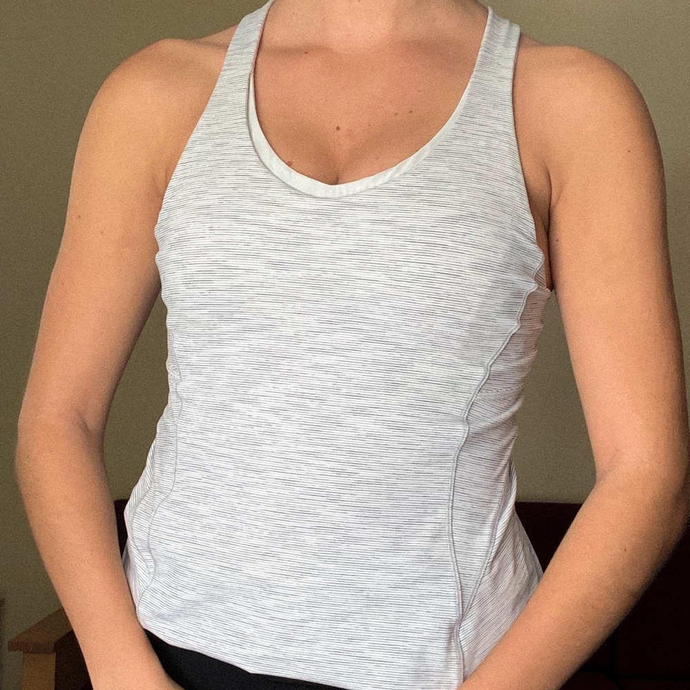 Lululemon Stash n’ Run Tank Size 8